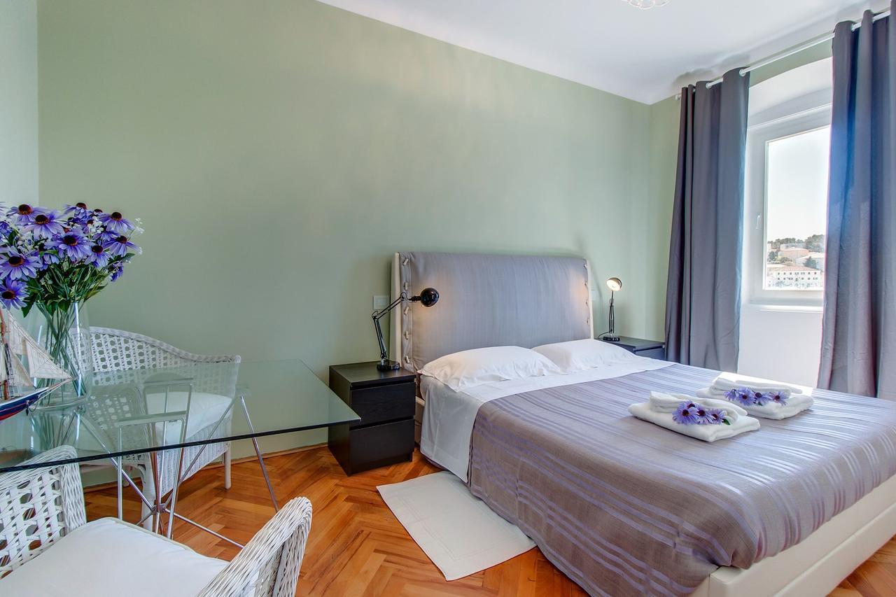 Vindobona Hotel Mali Lošinj Buitenkant foto