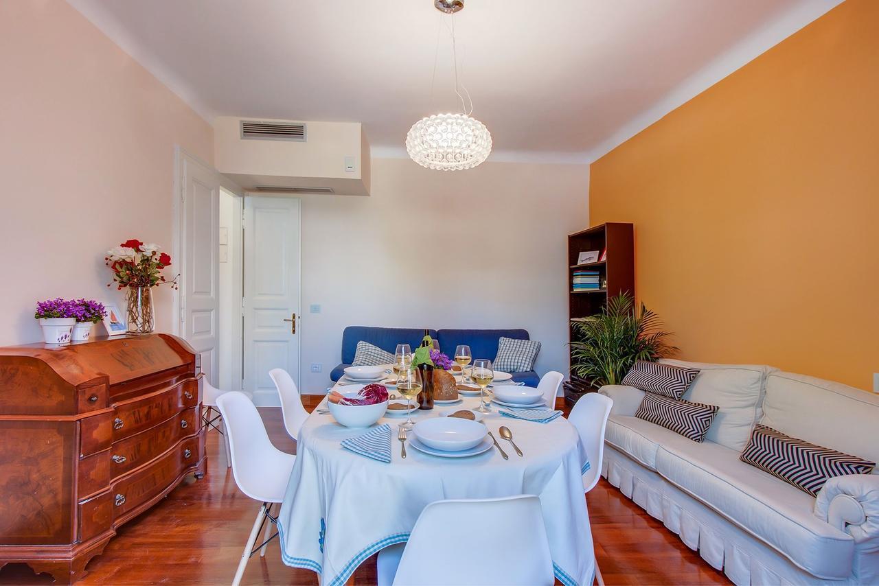 Vindobona Hotel Mali Lošinj Buitenkant foto