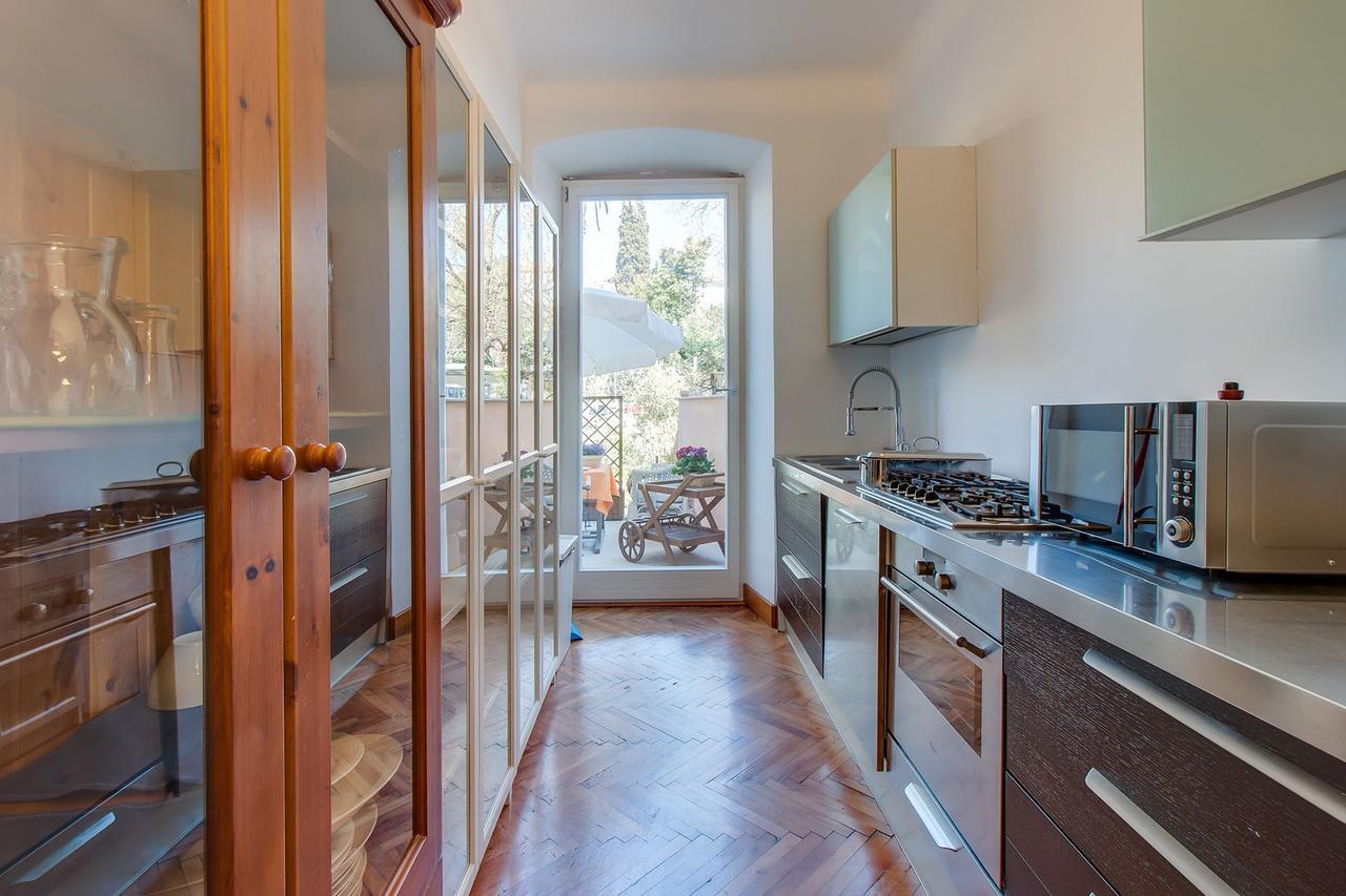 Vindobona Hotel Mali Lošinj Buitenkant foto